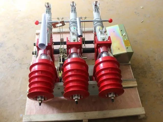 高壓負(fù)荷開關(guān)的用途及作用是什么？